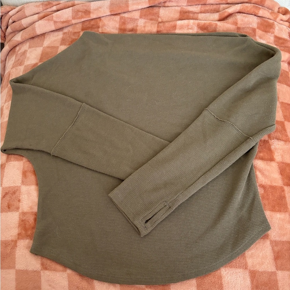Free people we the free Fuji thermal off the shoulder top size small green/brown
